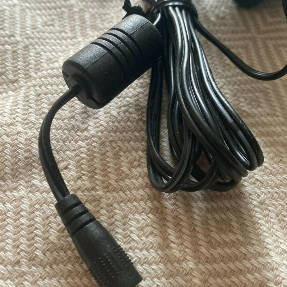 APD AC Adapter Model WA-18Q12FU / Output 12V 1.5A